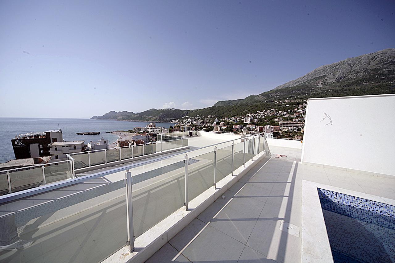 Sea Star Apartment Dobrá Voda Exterior foto