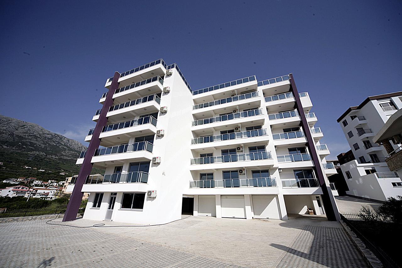 Sea Star Apartment Dobrá Voda Exterior foto