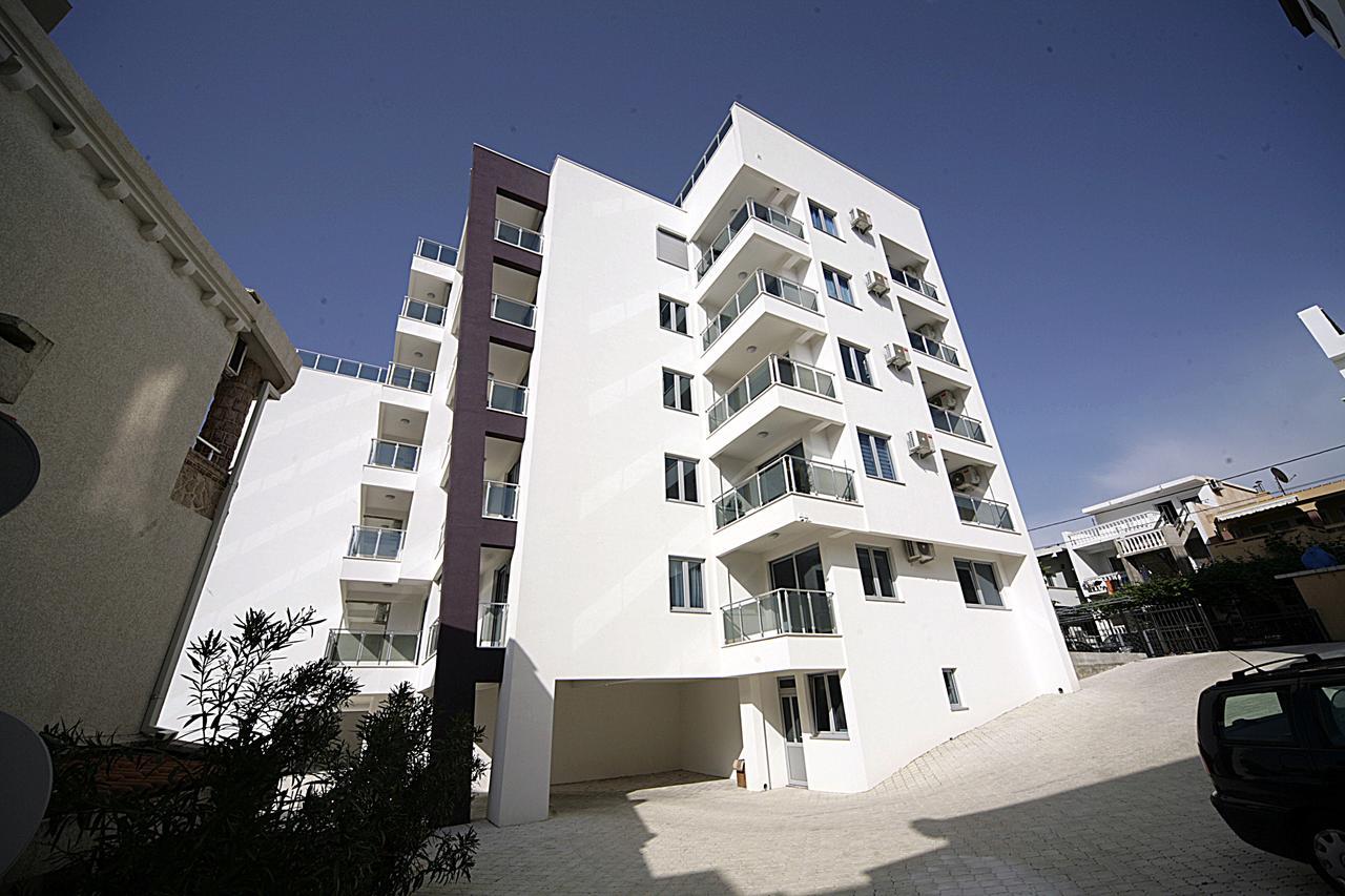 Sea Star Apartment Dobrá Voda Exterior foto